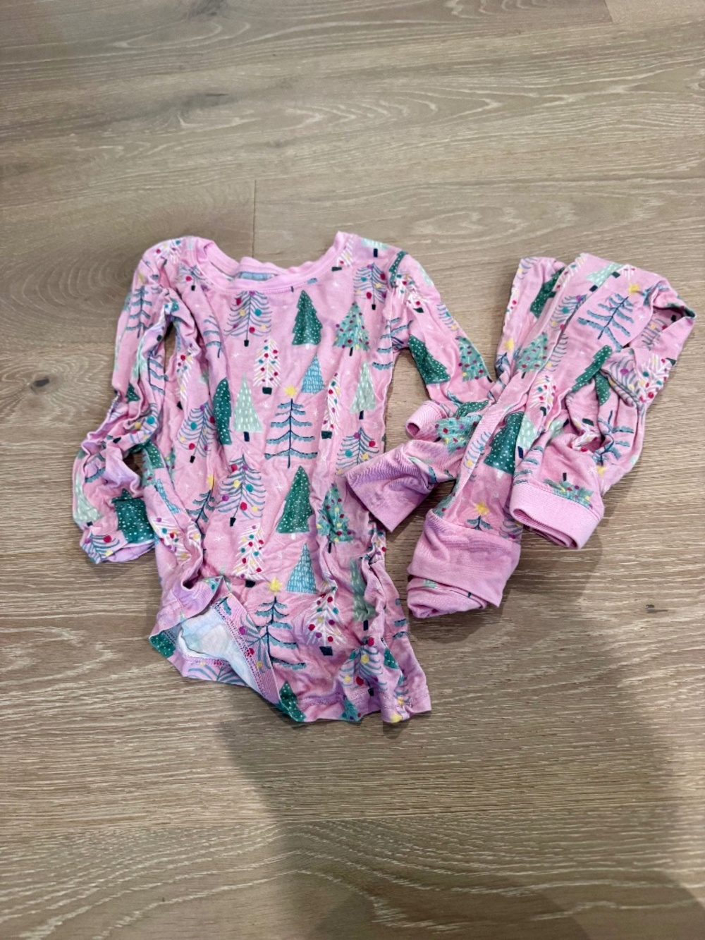 Little Sleepies 5/6 Girls-Pink Christmas Tree Print-EUC